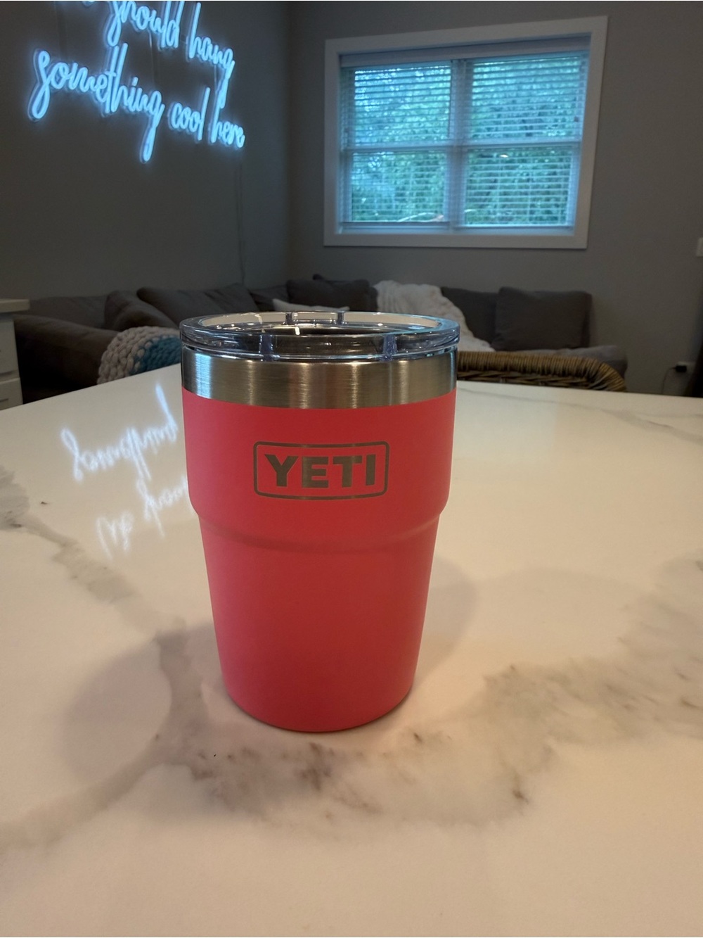 Yeti Bright Pink Insulated Rambler Tumbler with Clear Lid